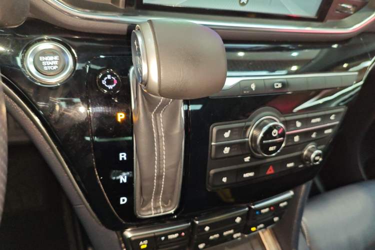 Used GAC Trumpchi M8 2020 Flagship Model 390T Supreme Edition Gear Lever