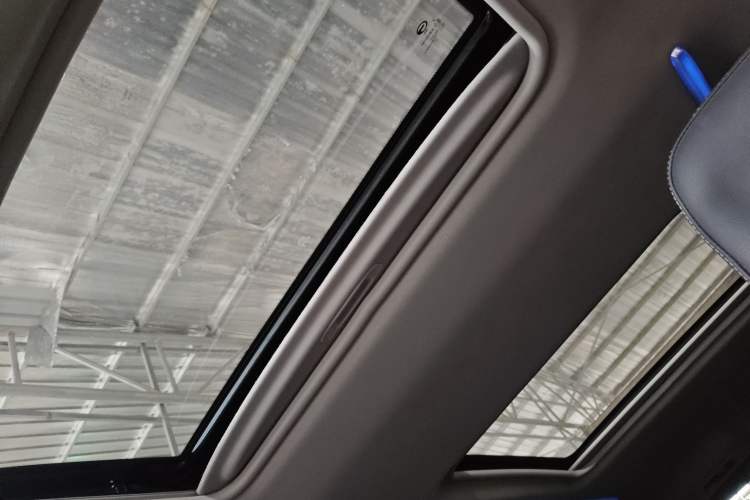 Used GAC Trumpchi M8 2020 Flagship Model 390T Deluxe Edition Headliner