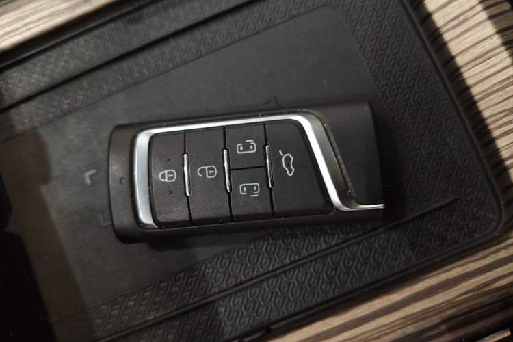 Used GAC Trumpchi M8 2020 Flagship Model 390T Supreme Edition Interior 1