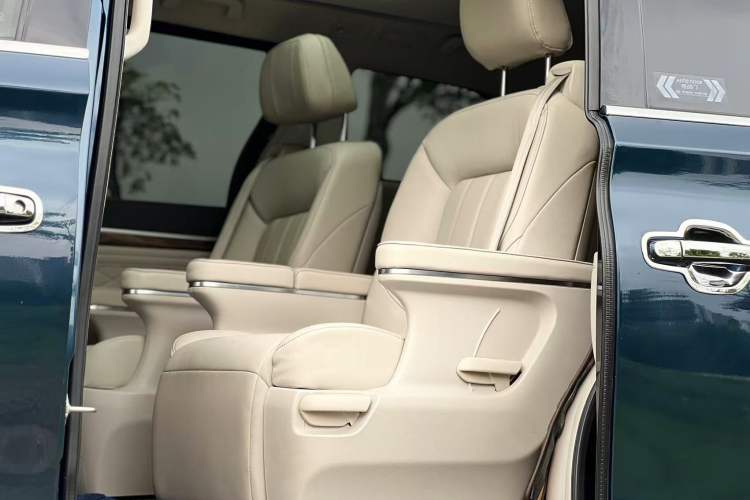 Used GAC Trumpchi M8 2020 Flagship Model 390T Prestige Edition Interior 4