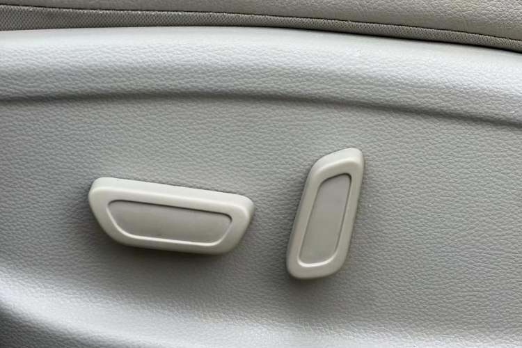 Used GAC Trumpchi M8 2020 Flagship Model 390T Prestige Edition Interior 9