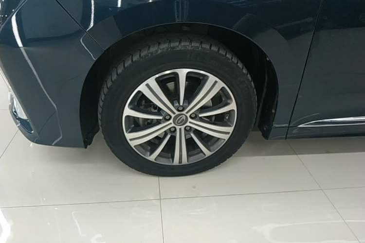 Used GAC Trumpchi M8 2020 Flagship Model 390T Supreme Edition Left Front Wheel Hub