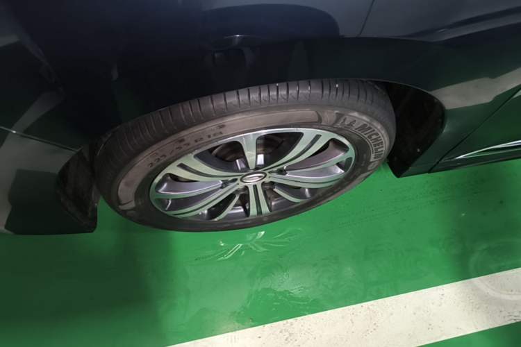 Used GAC Trumpchi M8 2020 Flagship Model 390T Supreme Edition Left Front Wheel Hub