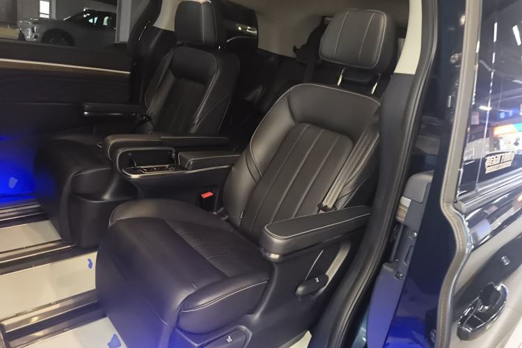 Used GAC Trumpchi M8 2020 Flagship Model 390T Prestige Edition Left Rear Seat