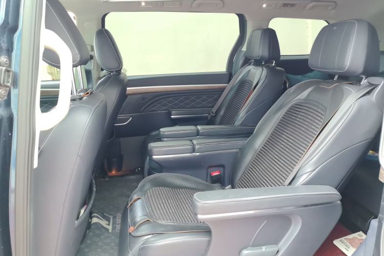 Used GAC Trumpchi M8 2020 Flagship Model 390T Prestige Edition Left Rear Seat