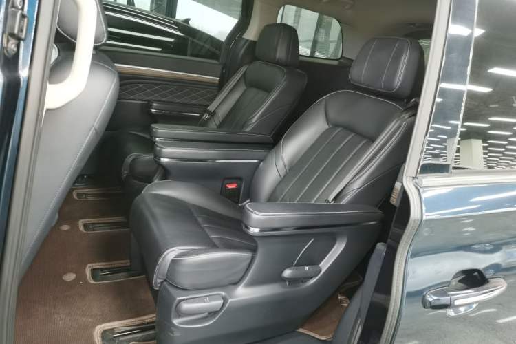 Used GAC Trumpchi M8 2020 Flagship Model 390T Deluxe Edition Left Rear Seat