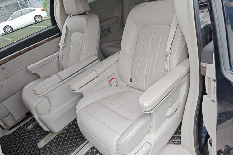 Used GAC Trumpchi M8 2020 390T Deluxe Edition Left Rear Seat
