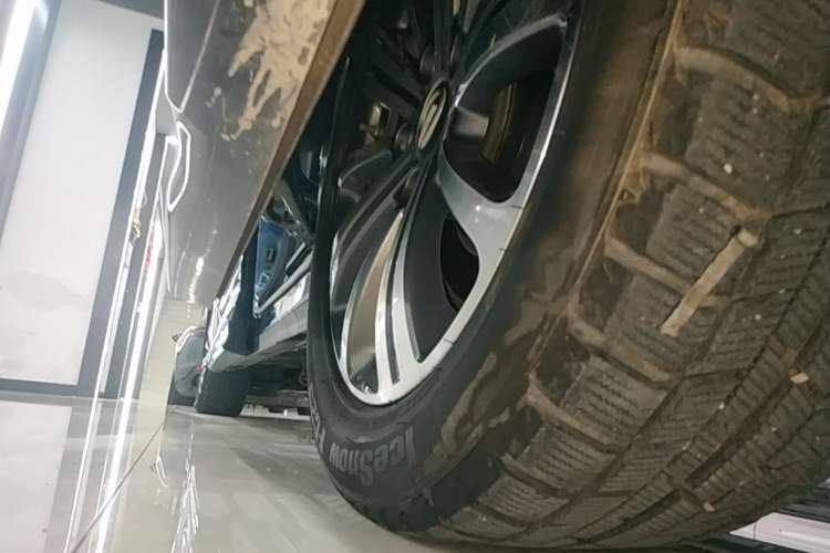 Used GAC Trumpchi M8 2020 Flagship Model 390T Supreme Edition Left Side Sill