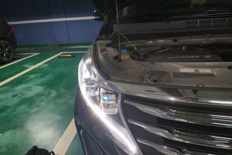 Used GAC Trumpchi M8 2020 Flagship Model 390T Prestige Edition Right Front Headlight