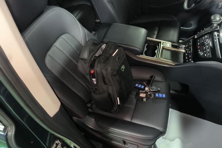 Used GAC Trumpchi M8 2020 Flagship Model 390T Supreme Edition Right Front Seat