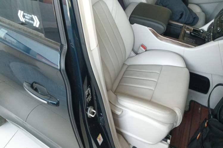 Used GAC Trumpchi M8 2020 390T Deluxe Edition Right Front Seat