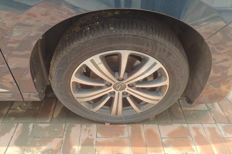 Used GAC Trumpchi M8 2020 Flagship Model 390T Prestige Edition Right Front Wheel Hub