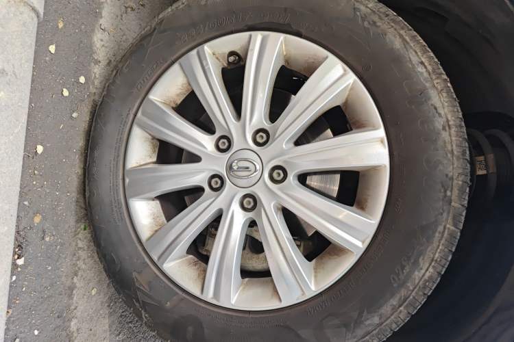 Used GAC Trumpchi M8 2020 Flagship Model 390T Deluxe Edition Right Front Wheel Hub