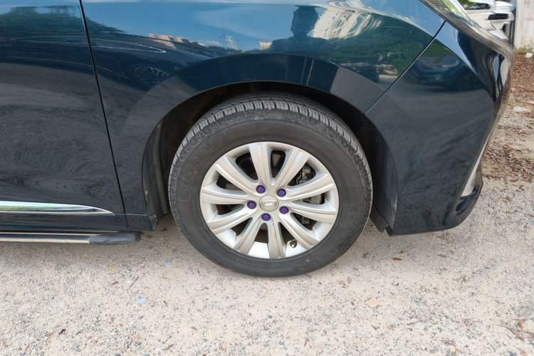 Used GAC Trumpchi M8 2020 390T Deluxe Edition Right Front Wheel Hub