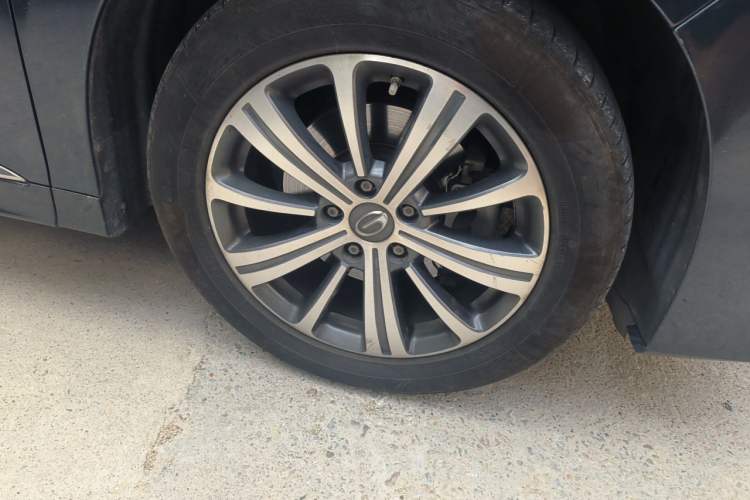 Used GAC Trumpchi M8 2020 Flagship Model 390T Prestige Edition Right Front Wheel Hub
