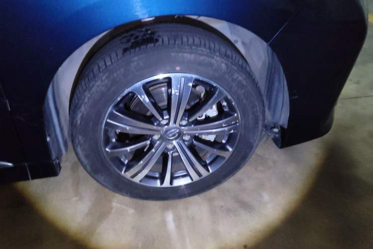 Used GAC Trumpchi M8 2020 Flagship Model 390T Supreme Edition Right Front Wheel Hub
