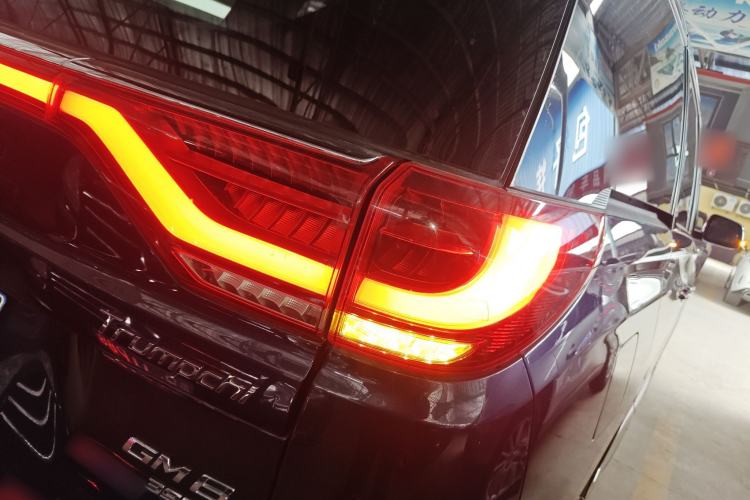 Used GAC Trumpchi M8 2020 Flagship Model 390T Deluxe Edition Right Rear Taillight