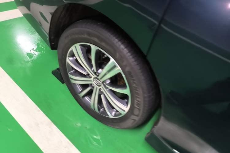 Used GAC Trumpchi M8 2020 Flagship Model 390T Supreme Edition Right Rear Wheel Hub