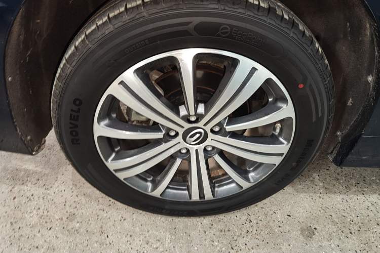 Used GAC Trumpchi M8 2020 Flagship Model 390T Supreme Edition Right Rear Wheel Hub