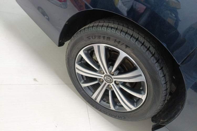 Used GAC Trumpchi M8 2020 Flagship Model 390T Supreme Edition Right Rear Wheel Hub