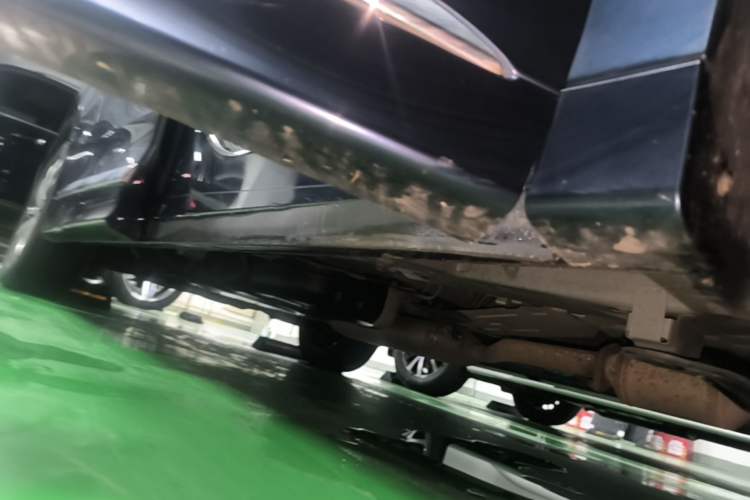 Used GAC Trumpchi M8 2020 Flagship Model 390T Supreme Edition Right Side Sill