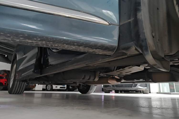 Used GAC Trumpchi M8 2020 Flagship Model 390T Deluxe Edition Right Side Sill