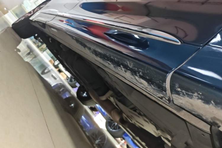 Used GAC Trumpchi M8 2020 Flagship Model 390T Prestige Edition Right Side Sill