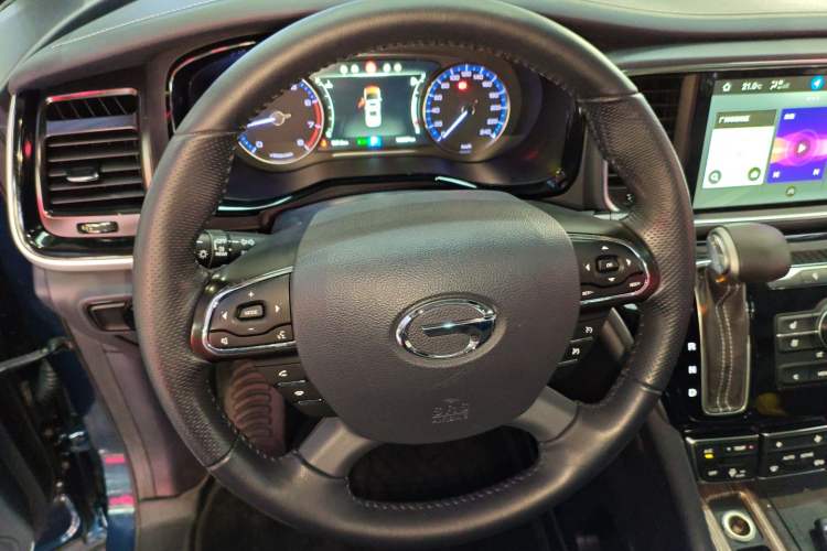 Used GAC Trumpchi M8 2020 Flagship Model 390T Supreme Edition Steering Wheel