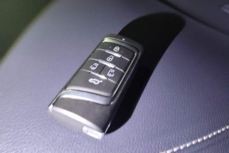 Used GAC Trumpchi M8 2020 Flagship Model 390T Supreme Edition Vehicle Key