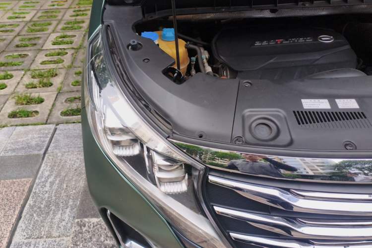 Used GAC Trumpchi M8 2020 Flagship Model 390T Prestige Edition Engine Bay Right
