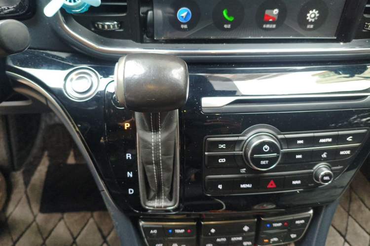 Used GAC Trumpchi M8 2020 Flagship Model 390T Prestige Edition Gear Lever
