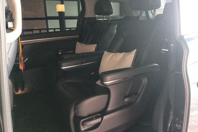 Used GAC Trumpchi M8 2020 390T Deluxe Edition Left Rear Seat