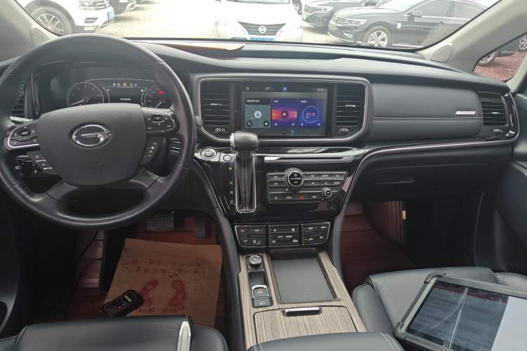 Used GAC Trumpchi M8 2020 Master Edition 390T Deluxe Version Audio And AC Panel