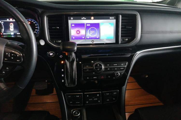 Used GAC Trumpchi M8 2020 Flagship Model 390T Deluxe Edition Audio And AC Panel