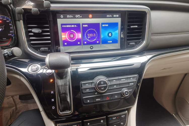 Used GAC Trumpchi M8 2020 Flagship Model 390T Luxury Edition Audio And AC Panel