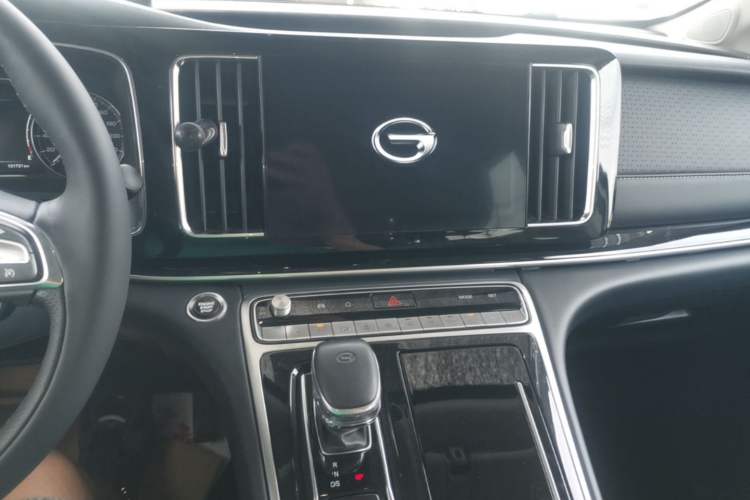 Used GAC Trumpchi M8 2020 390T Deluxe Edition Audio And AC Panel