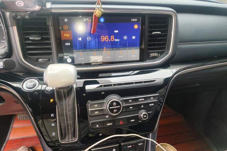 Used GAC Trumpchi M8 2020 Flagship Model 390T Prestige Edition Audio And AC Panel