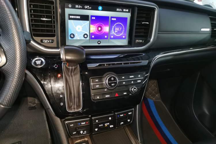 Used GAC Trumpchi M8 2020 Flagship Model 390T Prestige Edition Audio And AC Panel