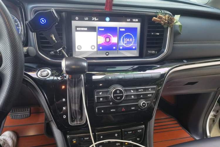 Used GAC Trumpchi M8 2020 Master Edition 390T Supreme Version Audio And AC Panel