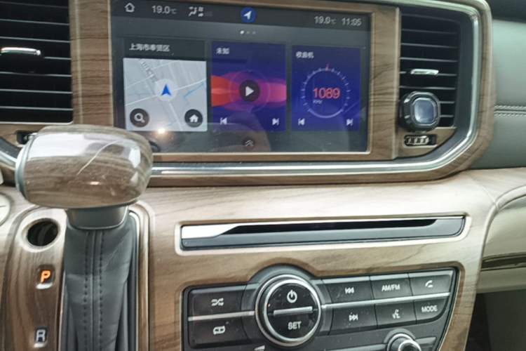 Used GAC Trumpchi M8 2020 Flagship Model 390T Prestige Edition Audio And AC Panel
