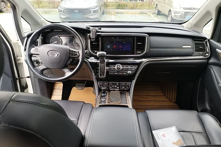Used GAC Trumpchi M8 2020 Flagship Model 390T Prestige Edition Center Console