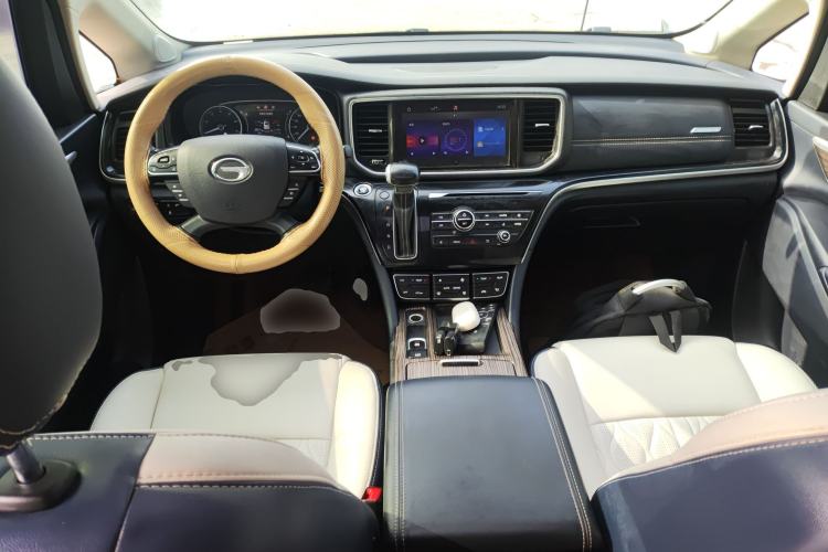 Used GAC Trumpchi M8 2020 Flagship Model 390T Deluxe Edition Center Console