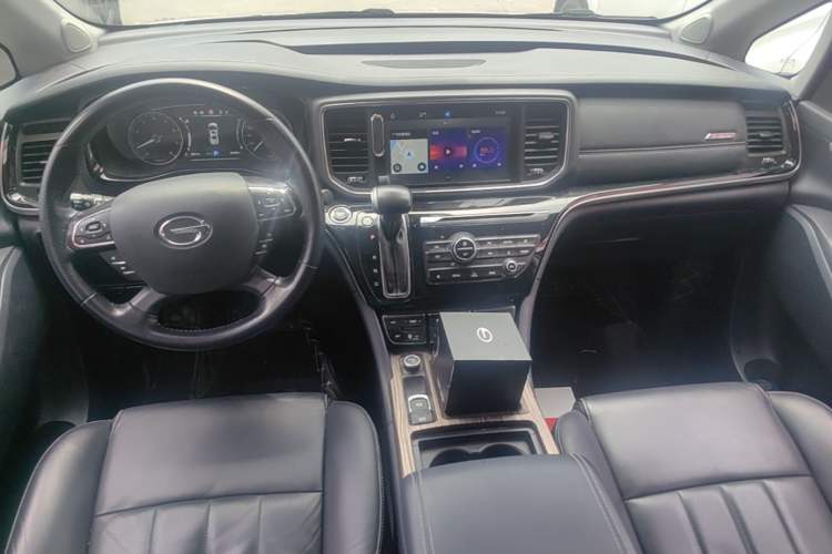 Used GAC Trumpchi M8 2020 Flagship Model 390T Prestige Edition Center Console