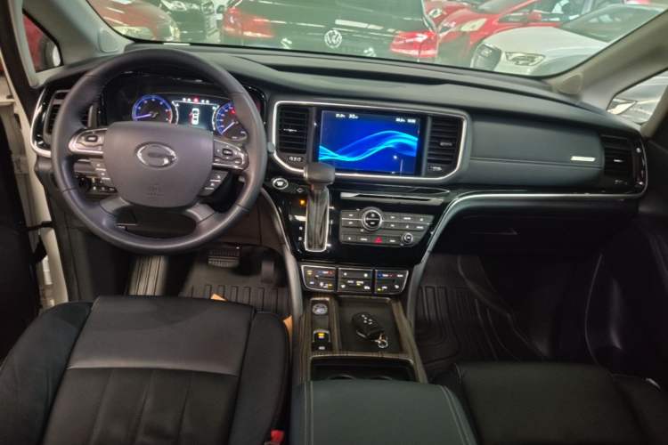 Used GAC Trumpchi M8 2020 Flagship Model 390T Prestige Edition Center Console
