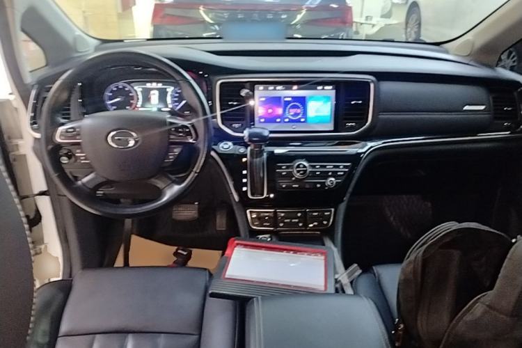 Used GAC Trumpchi M8 2020 Flagship Model 390T Deluxe Edition Center Console