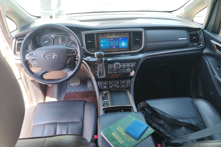 Used GAC Trumpchi M8 2020 Flagship Model 390T Supreme Edition Center Console