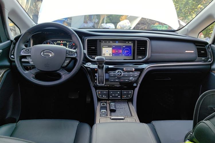 Used GAC Trumpchi M8 2020 Flagship Model 390T Prestige Edition Center Console