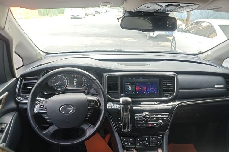 Used GAC Trumpchi M8 2020 Flagship 390T Navigation Model Center Console