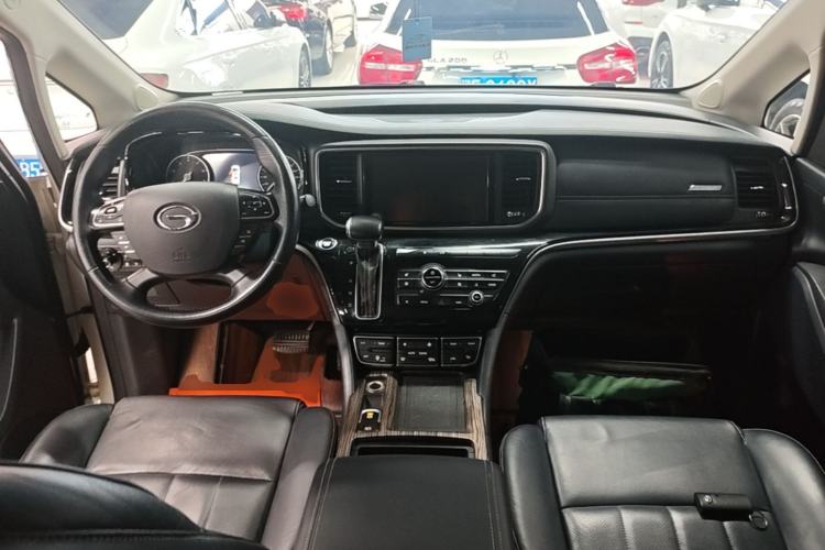 Used GAC Trumpchi M8 2020 Flagship Model 390T Supreme Edition Center Console
