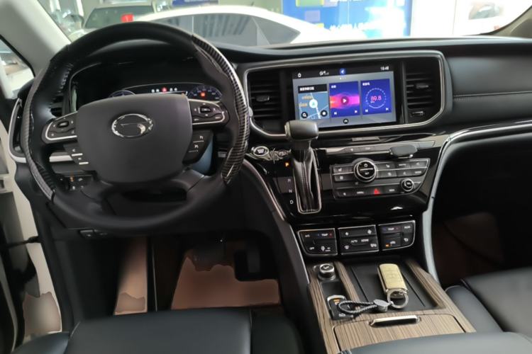 Used GAC Trumpchi M8 2020 Master Edition 390T Supreme Version Center Console